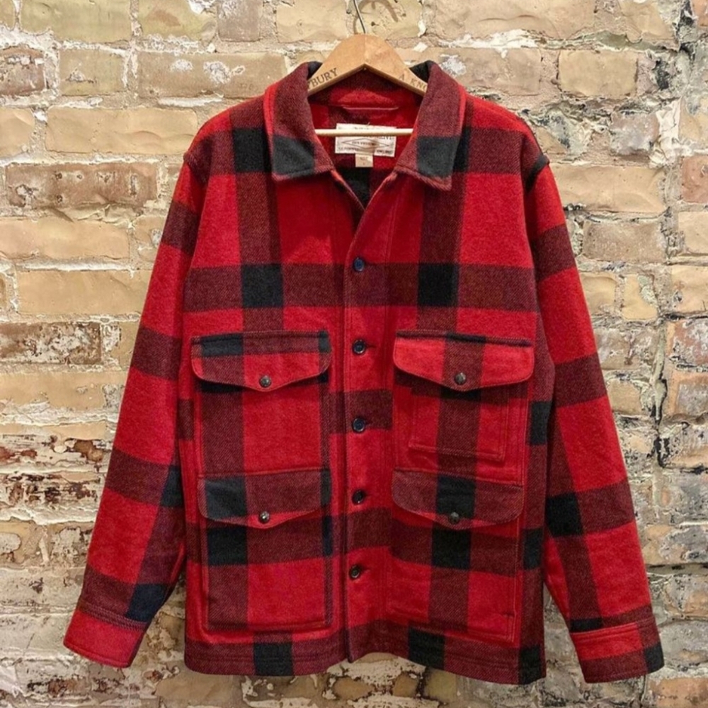 Filson Vintage Plaid Wool Mackinaw Cruiser Jacket - Large - Red and Black